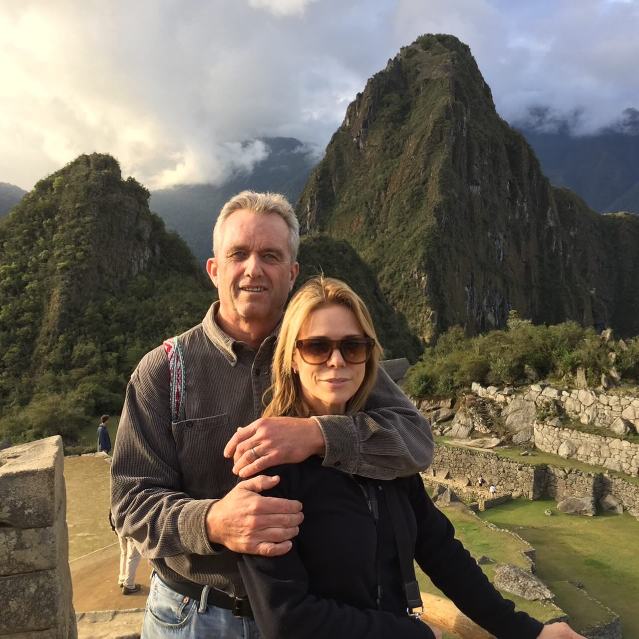 Bobby Kennedy Jr. and his wife Cheryl Hines